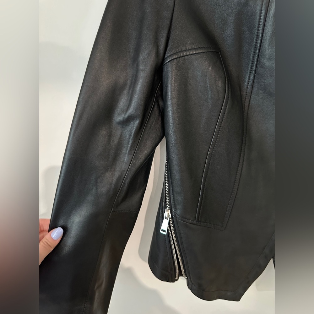 Barney's New York Leather Biker Jacket size M vintage excellent condition - Picture 2 of 12